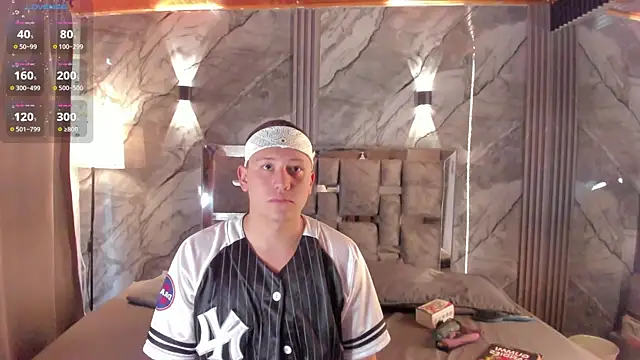 Snapshot of Manson_and_Zoe chatting on 02-08-26, 11:24 Manson and Zoe online show from 02-08-26, 11:24