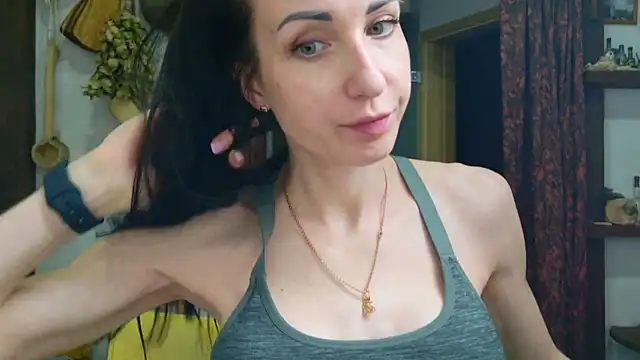 Poorlamb911 online show from 04-10-26, 07:07