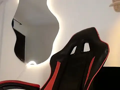 Snapshot of nate_rott chatting on 02-20-26, 12:38 nate rott online show from 02-20-26, 12:38