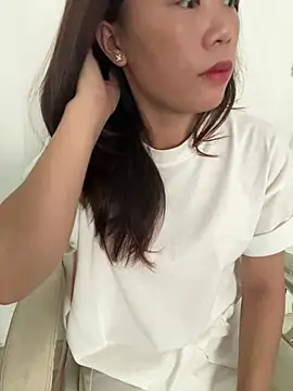 Snapshot of DoliceGirl2k chatting on 07-11-26, 05:43 DoliceGirl2k online show from 07-11-26, 05:43
