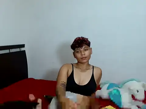 scarletfox  3 online show from 02-06-26, 07:34