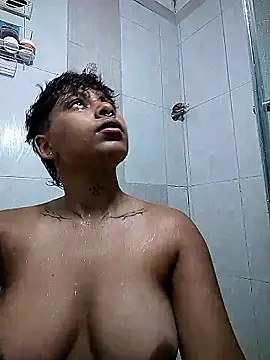 scarletfox  3 online show from 02-23-26, 01:47