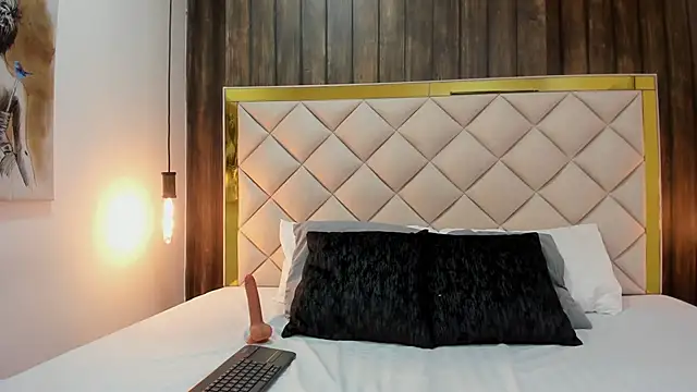 samanthaa rosee   online show from 02-08-26, 03:43