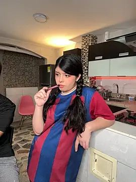 EmilyAndAndrew online show from 04-04-26, 03:38