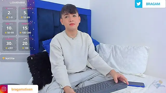 Snapshot of BRAGAM_ chatting on 02-08-26, 08:40 BRAGAM online show from 02-08-26, 08:40