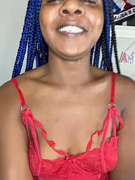 Snapshot of Ebony_Queeen chatting on 07-11-26, 10:51 Ebony Queeen online show from 07-11-26, 10:51