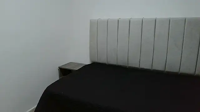 Snapshot of Fideo11Hot chatting on 02-08-26, 09:07 Fideo11Hot online show from 02-08-26, 09:07