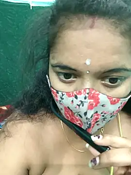 Snapshot of Tamilkannadacouple chatting on 03-27-26, 08:26 Tamilkannadacouple online show from 03-27-26, 08:26