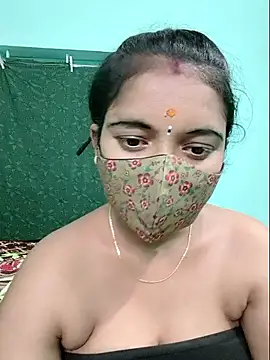 Snapshot of Tamilkannadacouple chatting on 04-12-26, 06:57 Tamilkannadacouple online show from 04-12-26, 06:57