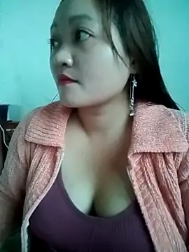 Snapshot of cuunon11 chatting on 02-12-26, 02:06 cuunon11 online show from 02-12-26, 02:06