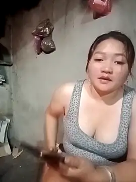 Snapshot of cuunon11 chatting on 02-13-26, 12:45 cuunon11 online show from 02-13-26, 12:45