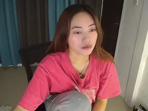 babydenxx69 online show from 02-18-26, 03:13