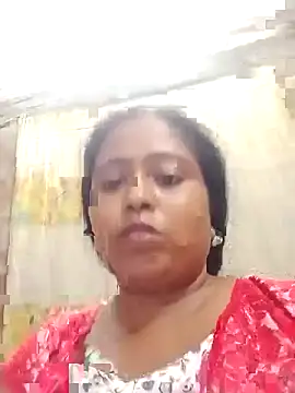 Snapshot of Puja_9999 chatting on 07-12-26, 06:21 Puja 9999 online show from 07-12-26, 06:21