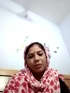 Snapshot of Horney_Bhabhi chatting on 05-03-26, 08:20 Horney Bhabhi online show from 05-03-26, 08:20