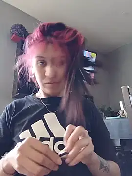 Sammi1995 online show from 07-17-26, 08:24