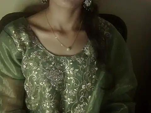 Snapshot of Mehaak_ chatting on 05-08-26, 05:40 Mehaak online show from 05-08-26, 05:40