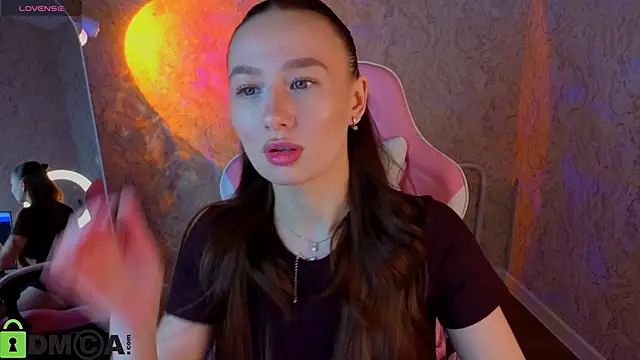  Kiki angel  online show from 02-25-26, 01:59