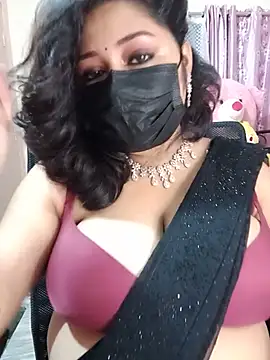 Lovely-Lina7 online show from 06-07-26, 10:46