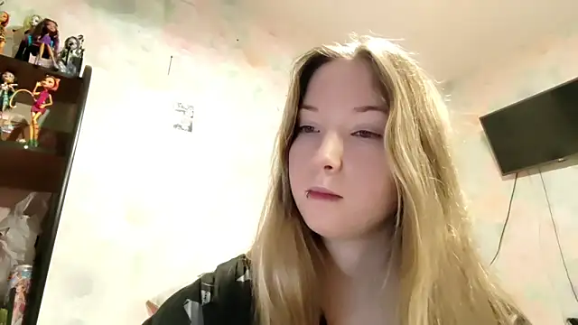 Snapshot of TiaBIanks chatting on 02-14-26, 01:46 TiaBIanks online show from 02-14-26, 01:46