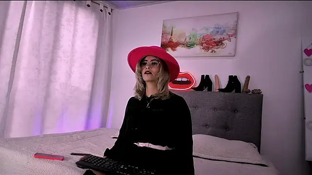 Sharlott 3 online show from 02-12-26, 12:55