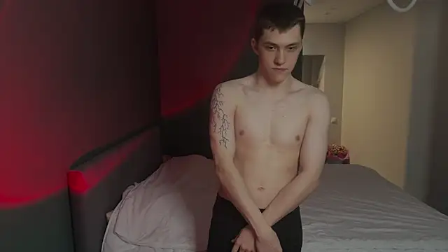 Snapshot of cronck52 chatting on 02-18-26, 10:17 cronck52 online show from 02-18-26, 10:17