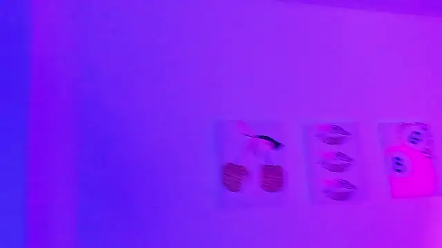 Snapshot of Madison_Rosee chatting on 02-24-26, 11:30 Madison Rosee online show from 02-24-26, 11:30