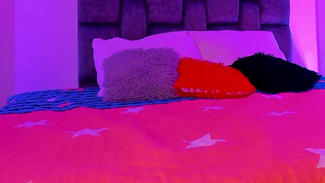 Snapshot of Madison_Rosee chatting on 02-28-26, 11:44 Madison Rosee online show from 02-28-26, 11:44