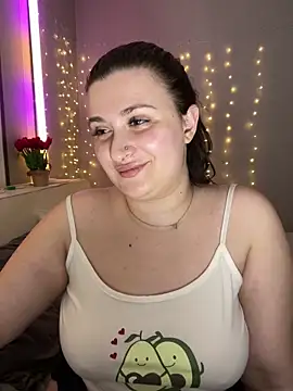 Snapshot of lipsi_vikki chatting on 02-12-26, 07:20 lipsi vikki online show from 02-12-26, 07:20