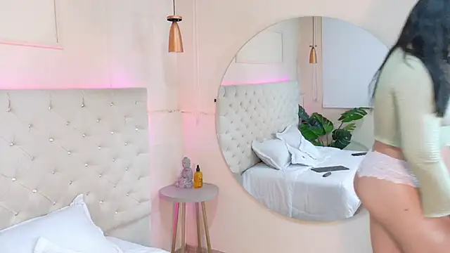 AnnaiTaylor online show from 02-11-26, 11:37