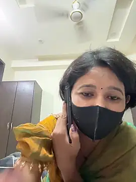 raavigirl online show from 03-19-26, 02:43