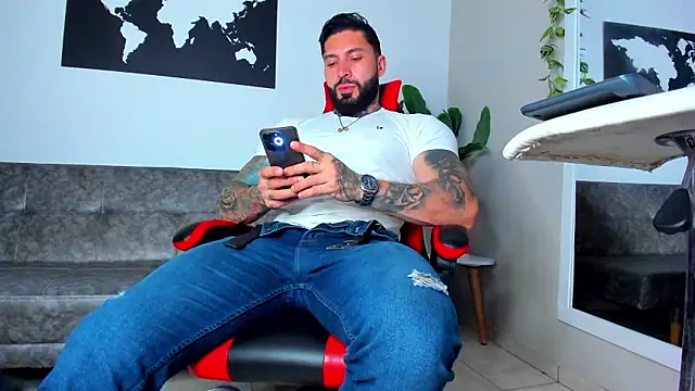 Alessrose online show from 02-19-26, 07:54