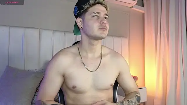 rayan linxx online show from 02-10-26, 07:18