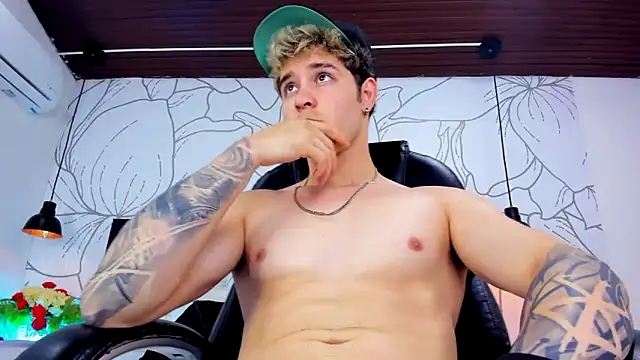 rayan linxx online show from 04-18-26, 07:58