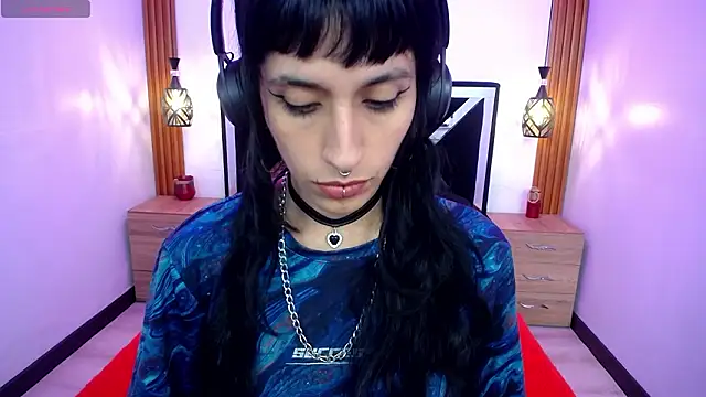 FRANCESCA LOVE  online show from 03-30-26, 08:32