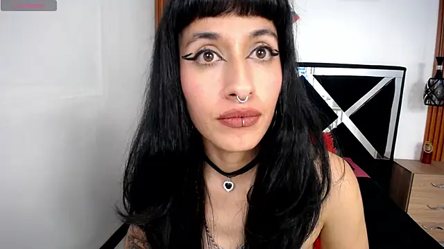 FRANCESCA LOVE  online show from 04-01-26, 01:06