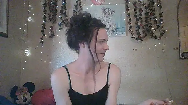 sillymillie4 online show from 06-23-26, 07:12