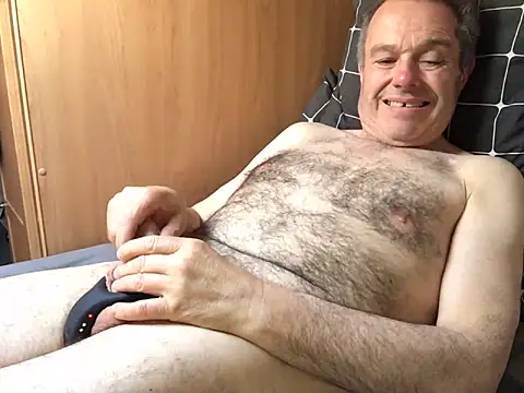 Snapshot of Im1208 chatting on 05-12-26, 06:05 Im1208 online show from 05-12-26, 06:05