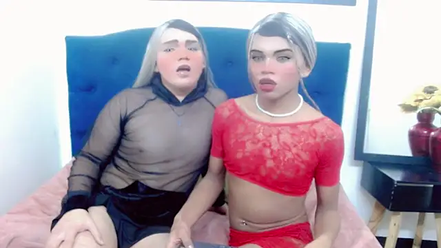 Snapshot of Cristal_and_noha chatting on 02-18-26, 02:35 Cristal and noha online show from 02-18-26, 02:35