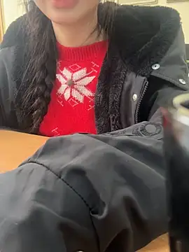 Snapshot of Celeste_SexyY chatting on 02-06-26, 02:49 Celeste SexyY online show from 02-06-26, 02:49