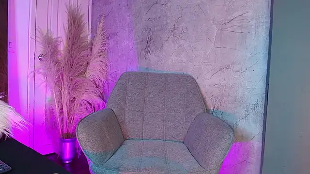 Snapshot of REDS_VELVET chatting on 02-14-26, 04:09 REDS VELVET online show from 02-14-26, 04:09