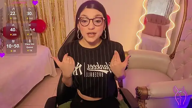 Snapshot of MAHYRA_TAY chatting on 02-21-26, 07:15 MAHYRA TAY online show from 02-21-26, 07:15