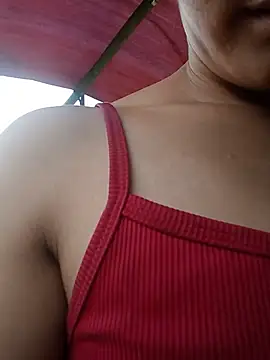Luminana online show from 05-19-26, 05:36