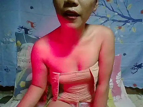 Snapshot of SweetHotBabe18 chatting on 03-27-26, 01:00 SweetHotBabe18 online show from 03-27-26, 01:00