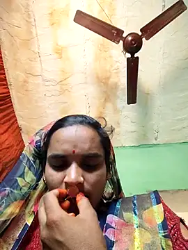 Snapshot of BIG_CHAHAT chatting on 02-28-26, 07:31 BIG CHAHAT online show from 02-28-26, 07:31