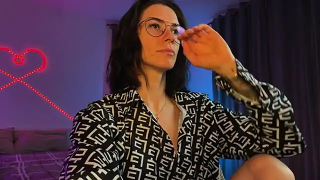 Snapshot of Katy_Kar chatting on 02-14-26, 09:11 Katy Kar online show from 02-14-26, 09:11