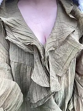 Snapshot of hamoi11 chatting on 02-16-26, 02:51 hamoi11 online show from 02-16-26, 02:51