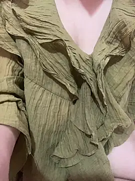 Snapshot of hamoi11 chatting on 03-01-26, 11:18 hamoi11 online show from 03-01-26, 11:18