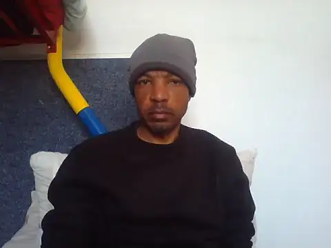 Snapshot of lavelle26 chatting on 06-13-26, 09:18 lavelle26 online show from 06-13-26, 09:18