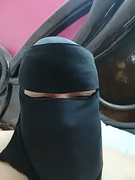 Snapshot of Warda_Egy chatting on 06-09-26, 03:40 Warda Egy online show from 06-09-26, 03:40