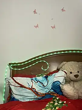 Snapshot of Amber_Sinn chatting on 03-02-26, 07:32 Amber Sinn online show from 03-02-26, 07:32